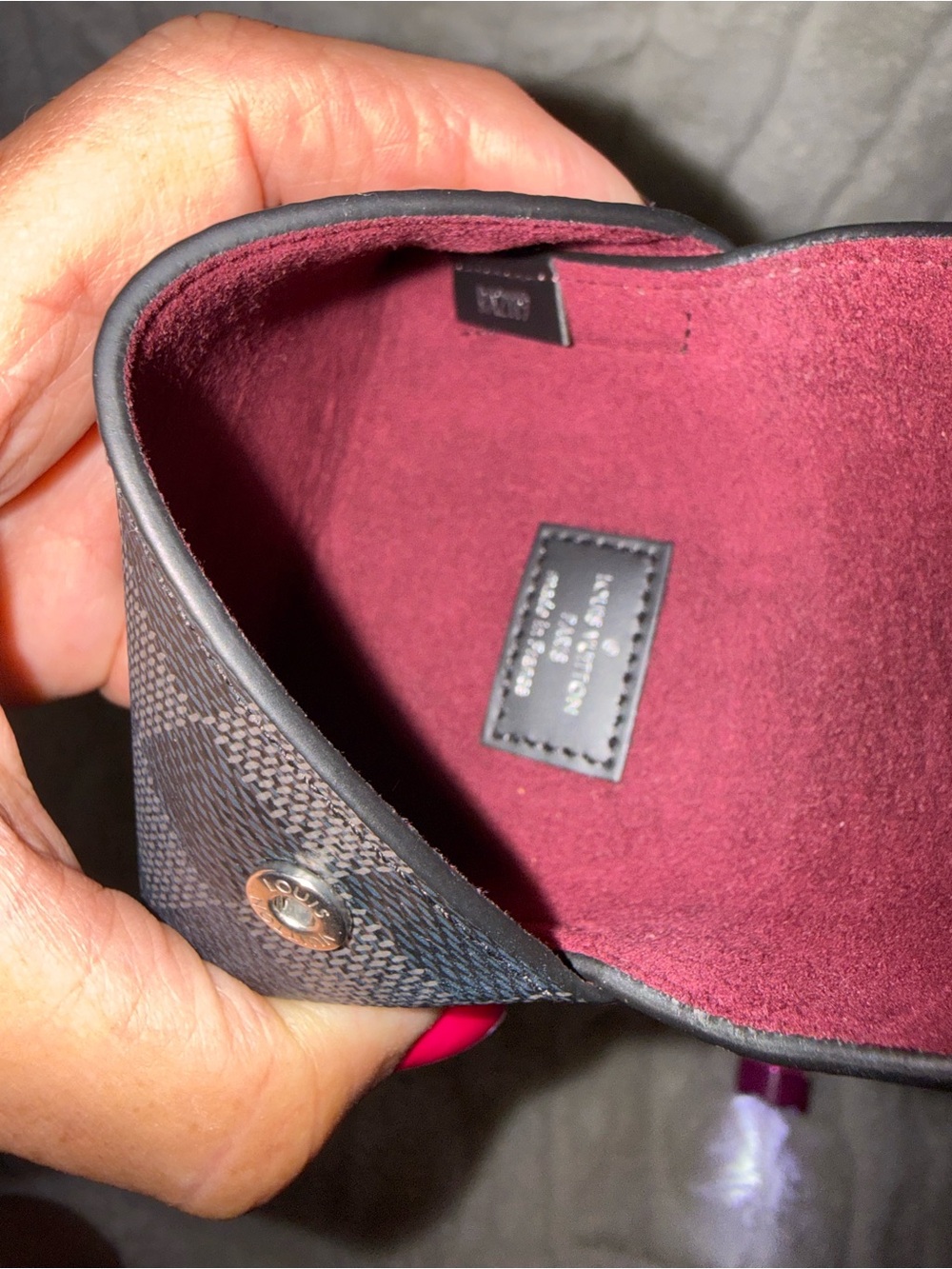 Louis Vuitton Graphite print Black and gray small pouch - Picture 4 of 8